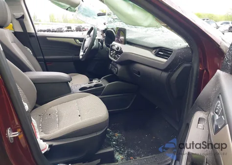 2021 Ford Escape Se Hybrid z USA, uszkodzony, nr VIN 1FMCU9BZ9MUA15592